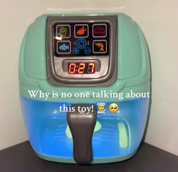 Parents can’t get enough of this clever air fryer toy