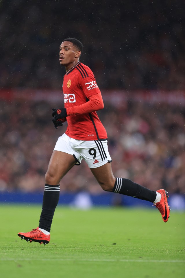 Anthony Martial missed training due to illness on Monday