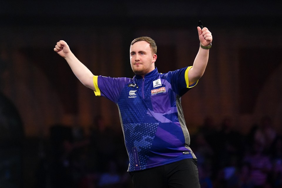 Luke Littler breeze past his hero Raymond van Barneveld