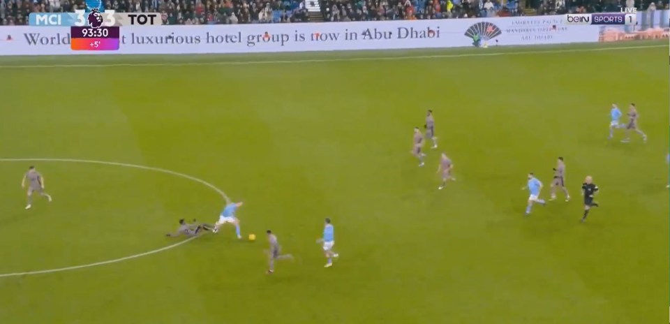 1 – Haaland was fouled in the middle of the pitch as City pushed for a winner