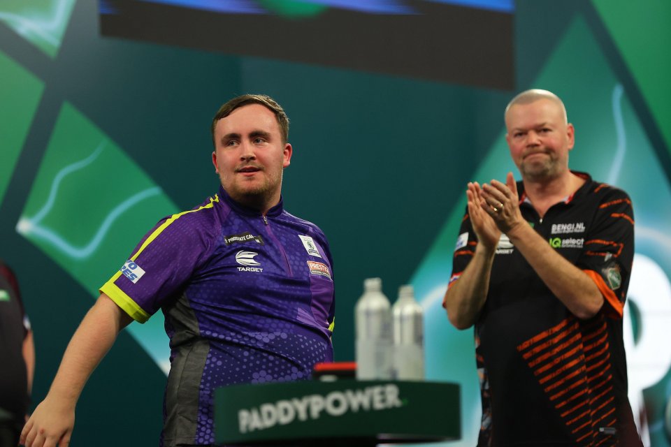 Raymond van Barneveld took his defeat against Littler like a 'gentleman'