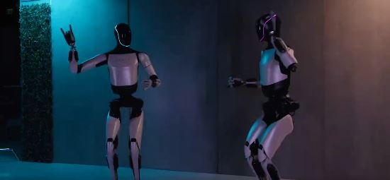 The Tesla bot can dance, cook, squat and freely move around almost exactly like a human can