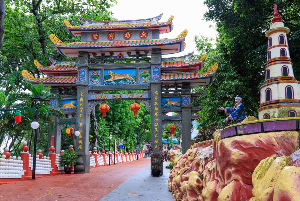 Haw Par Villa, a bizarre theme park in Singapore that's home to a creepy hell exhibit