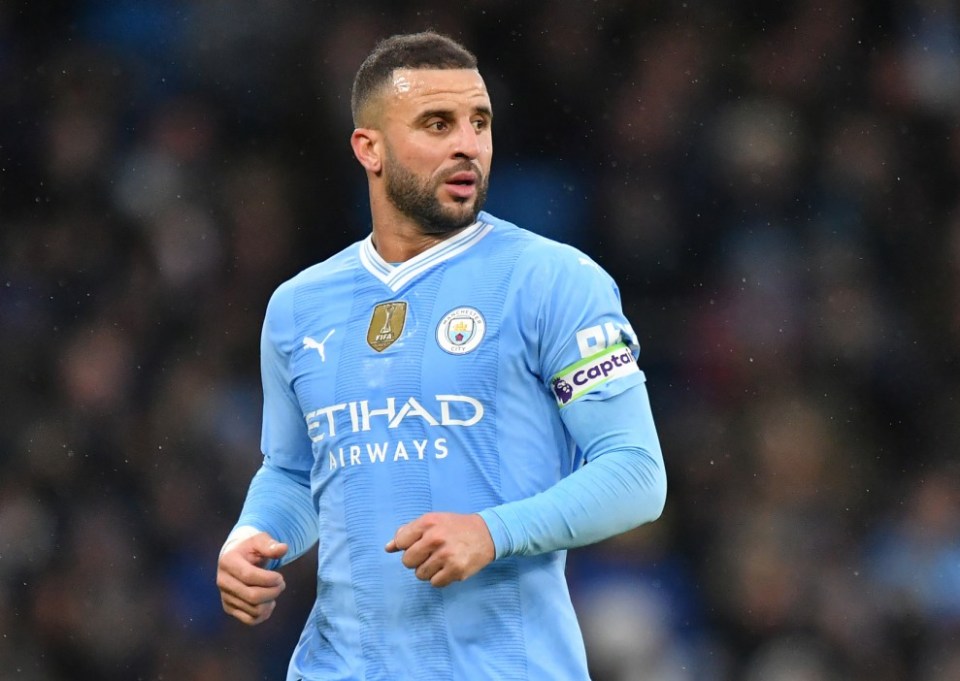 MANCHESTER, ENGLAND - DECEMBER 30: Manchester City's Kyle Walker during the Premier League match between Manchester City and Sheffield United at Etihad Stadium on December 30, 2023 in Manchester, England. (Photo by Dave Howarth - CameraSport via Getty Images)