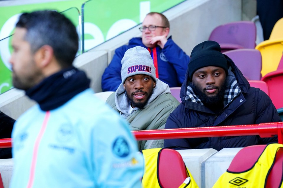 Brentford's Ivan Toney (centre) in the stands ahead of the Premier League match at the Gtech Community Stadium, London. Picture date: Sunday December 17, 2023. PA Photo. See PA story SOCCER Brentford. Photo credit should read: Jonathan Brady/PA Wire RESTRICTIONS: EDITORIAL USE ONLY No use with unauthorised audio, video, data, fixture lists, club/league logos or "live" services. Online in-match use limited to 120 images, no video emulation. No use in betting, games or single club/league/player publications.