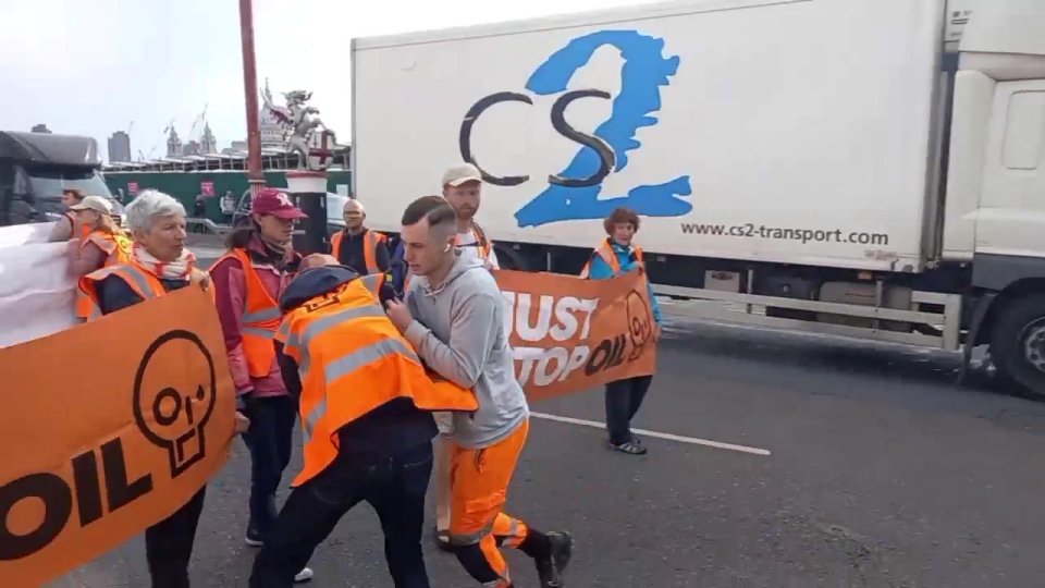 The scaffolder tried to clear a Just Stop Oil protest on Blackfriars Bridge last May