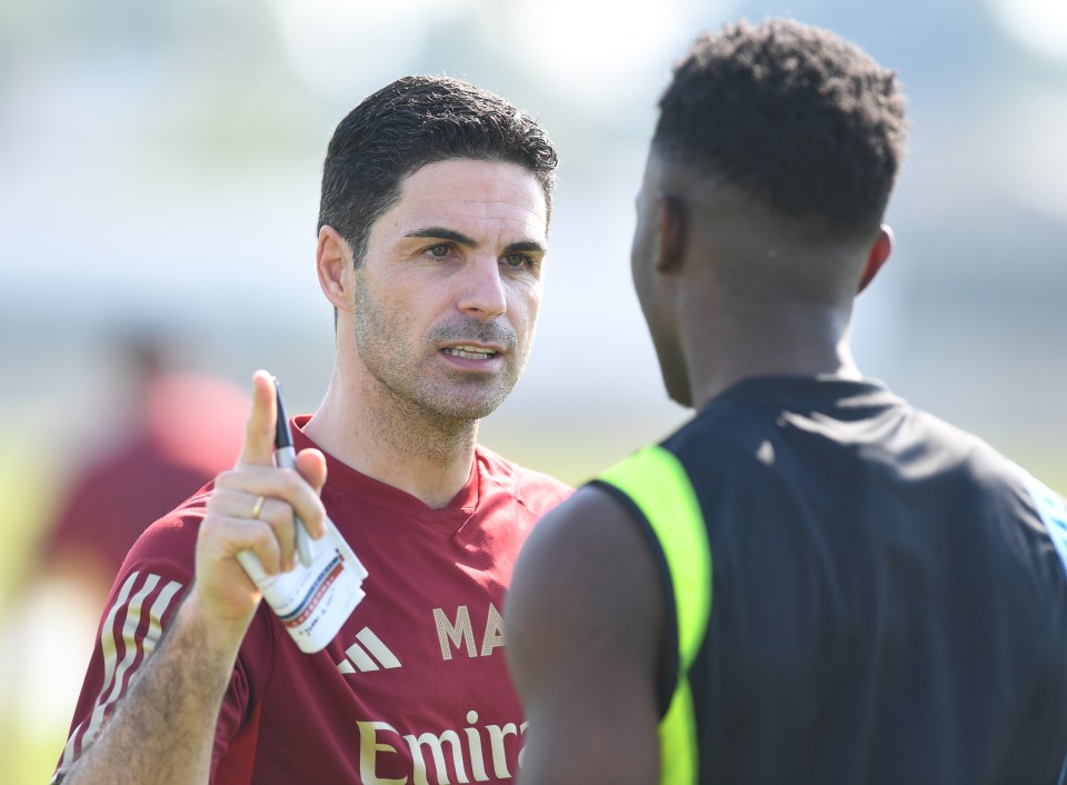 Mikel Arteta must reportedly sell before he can buy the Belgian star this month