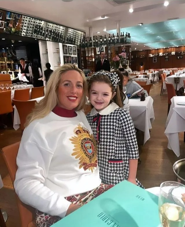 Paris Fury and daughter Valencia enjoyed a spot of shopping in Selfridges