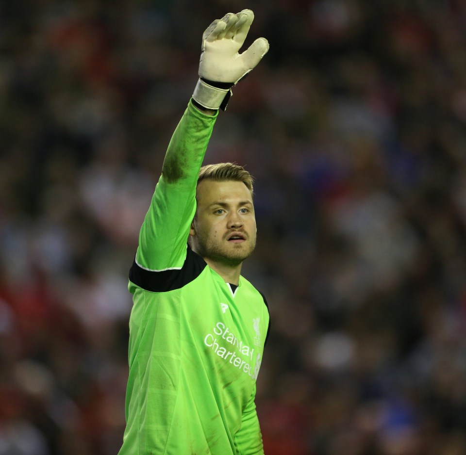 Carragher revealed Mignolet should have done more in the one-to-one situation