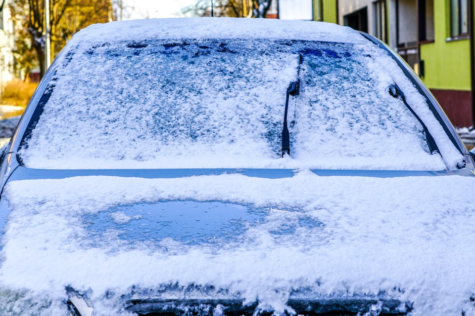 Thankfully, de-icing your car needn't be a problem