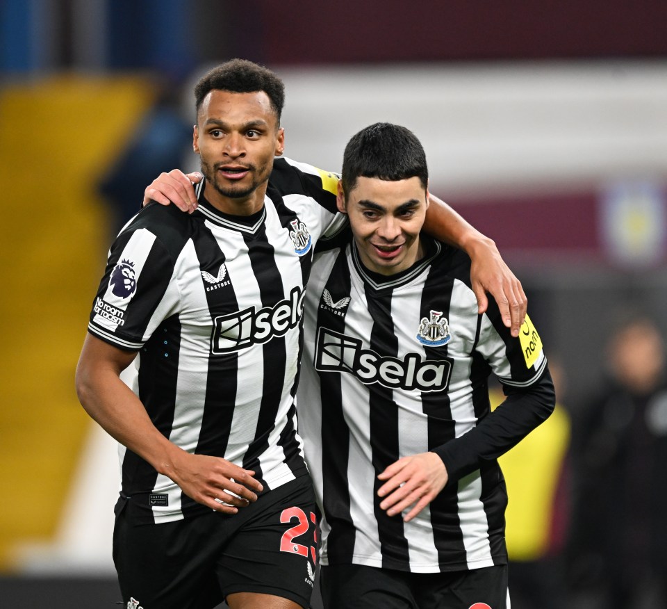 Jacob Murphy celebrates with Miguel Almiron