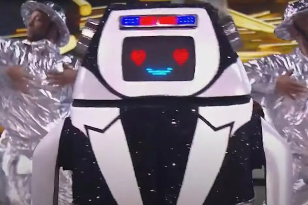 Its definitely her say The Masked Singer fans who claim they know Air Fryer is huge TV presenter, Masked singer – Air Fryer, Credit:ITV