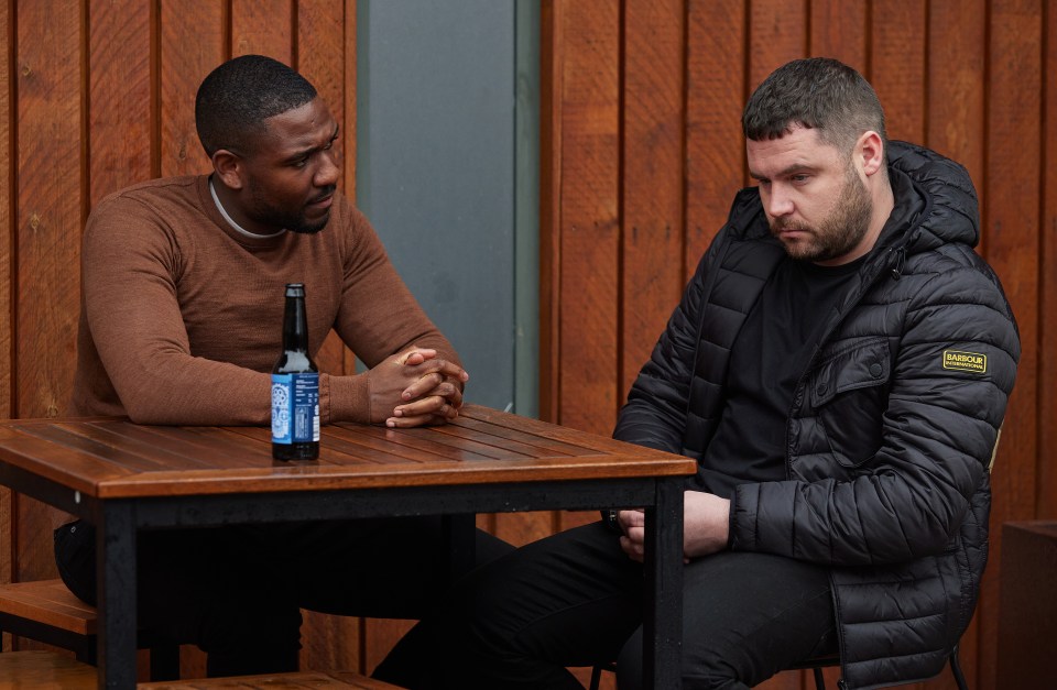 Aaron Dingle makes a move on Ethan Anderson next week