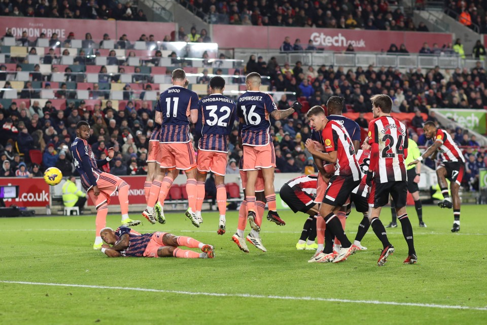 One fan described the defensive wall as 'terrible'