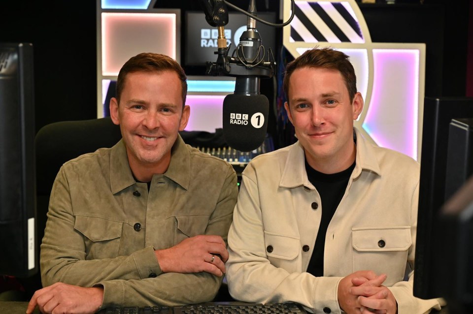 Fans think former Radio 1 DJ Scott Mills (left) could be the star behind the mask