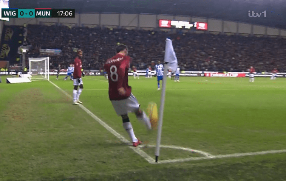 Rashford was in no man’s land as Bruno Fernandes crossed past him