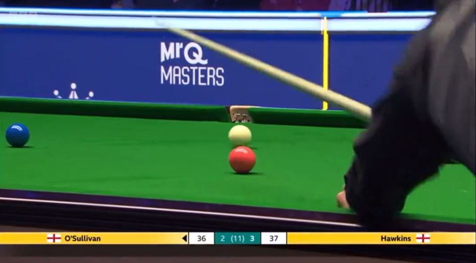 Ronnie O’Sullivan produced a remarkable foul as he miscued past the pink