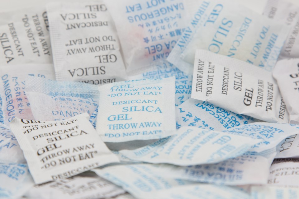 Silica gel packets are a cheap and easy way to banish condensation