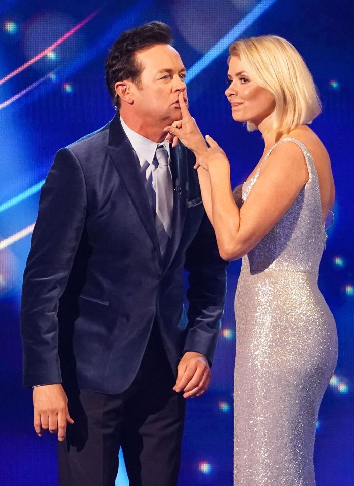 Body language expert Judi James said Holly Willoughby 'relaunched' her image on Dancing on Ice alongside Stephen Mulhern