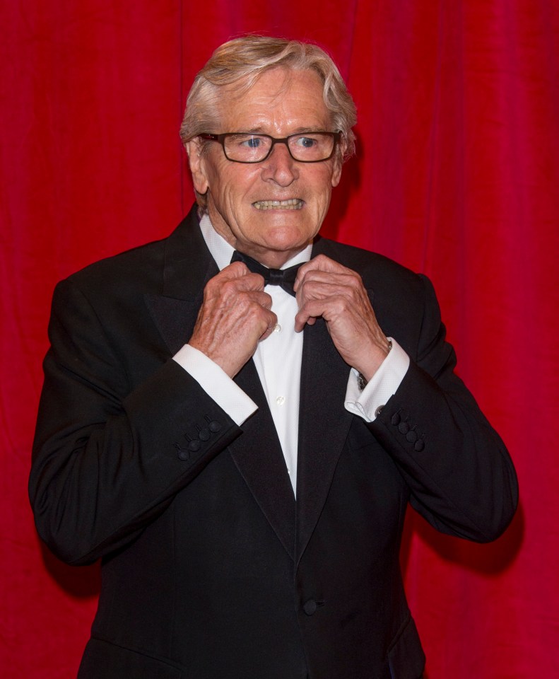 Coronation Street's Bill Roache has launched a new tour amid his bankruptcy battle