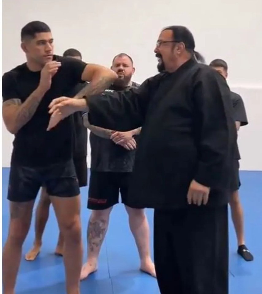 Pereira has enlisted the help of Hollywood actor Steve Seagal during his recent training camp