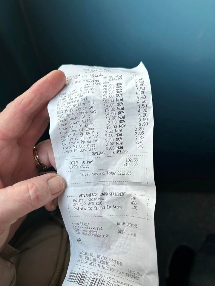 The Boots shopper showed off her receipt as proof