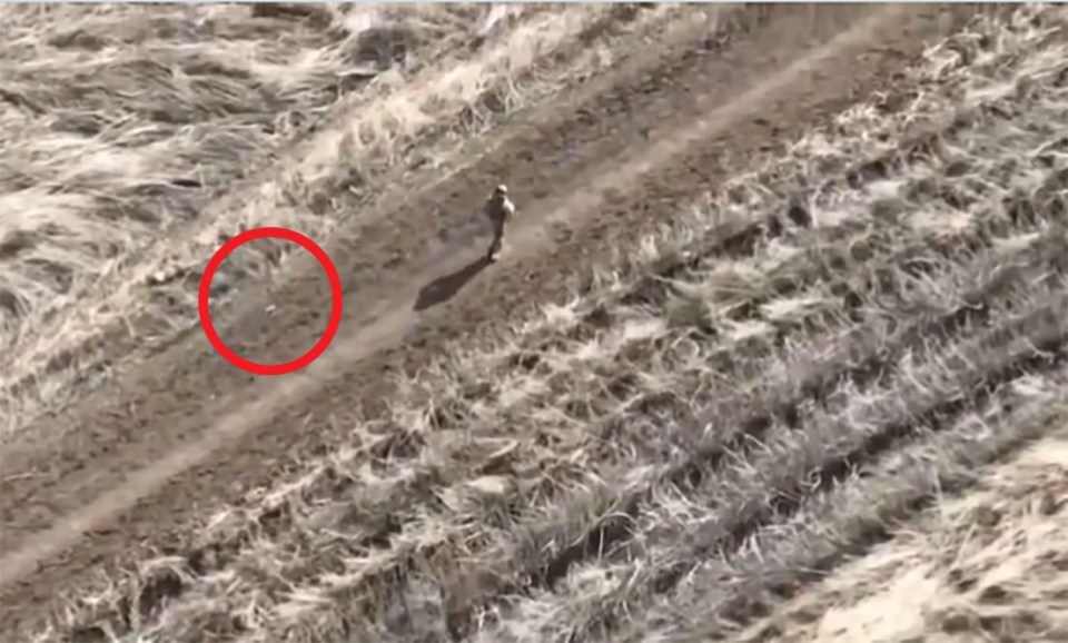 The Russian soldier runs for his life on foot away from the Ukrainian UAV