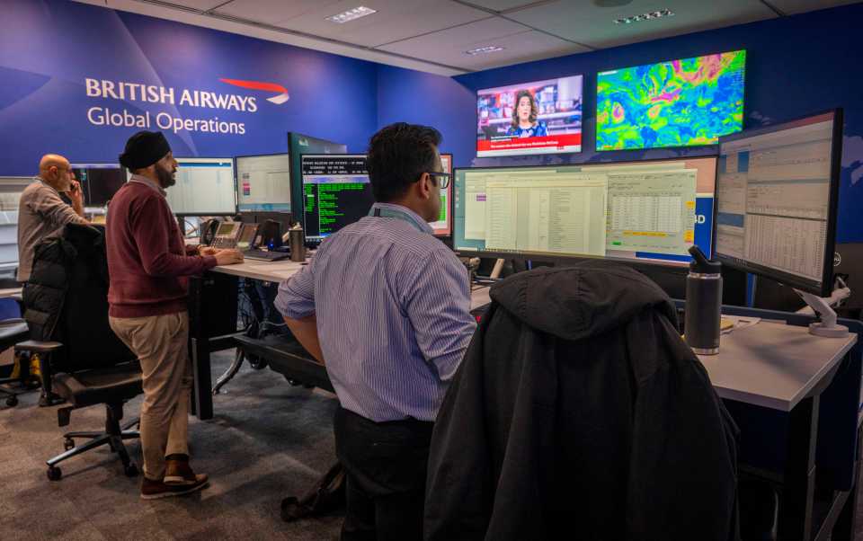 New decision support tool ‘Pathfinder’ creates a flight schedule after analysing weather, air traffic control, aircraft capacity and customer connections