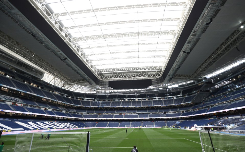 epa11142742 General view of the retractable cover of Santiago Bernabeu stadium ahead of a Spanish LaLiga EA Sports soccer match between Real Madrid and Girona in Madrid, Spain, 10 February 2024. EPA/Kiko Huesca