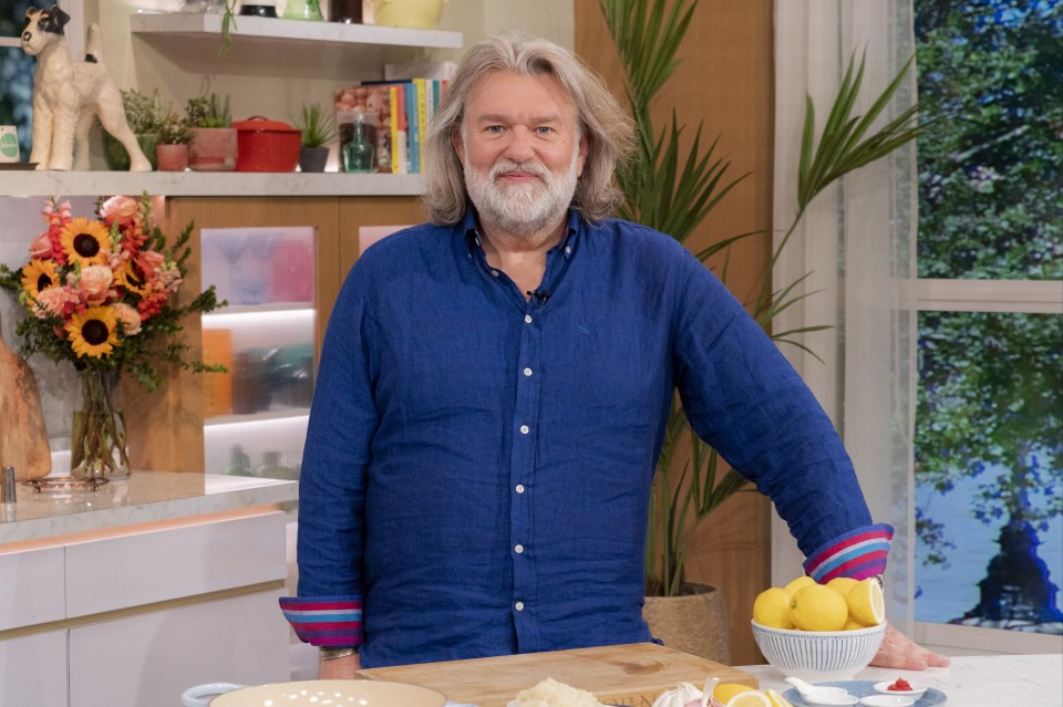 Si King, pictured, is a presenter who is part of the famous duo The Hairy Bikers along with the late Dave Myers