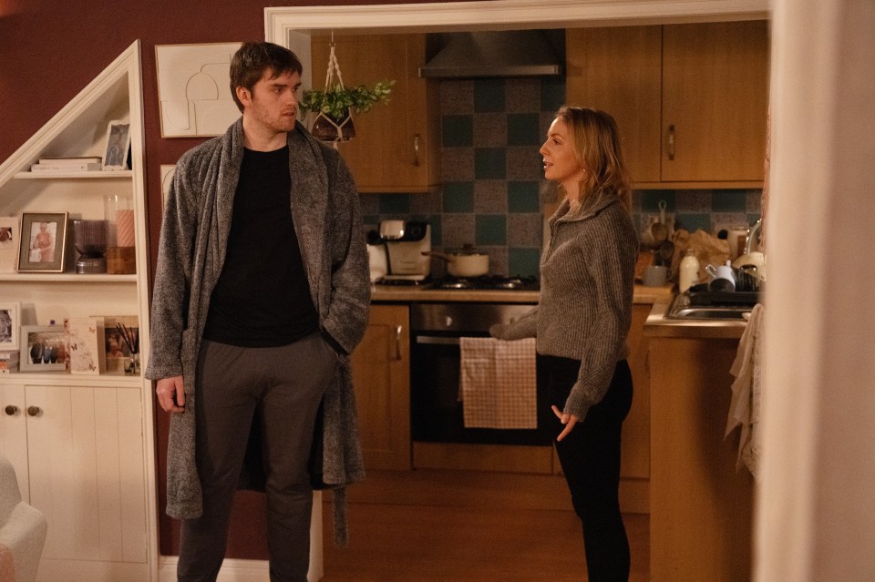 Tom King convinced Belle to help his cousin – could he regret it and take it out on his wife?