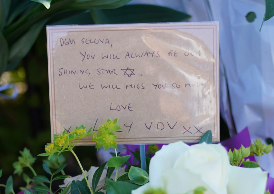 Heartbreaking tributes were left at the scene following Selena and Nuria's deaths