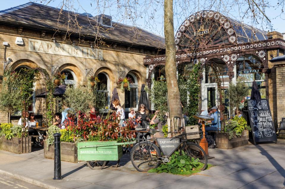 One-way journeys between Central London and Kew Gardens Tube Station start from £3 per ticket