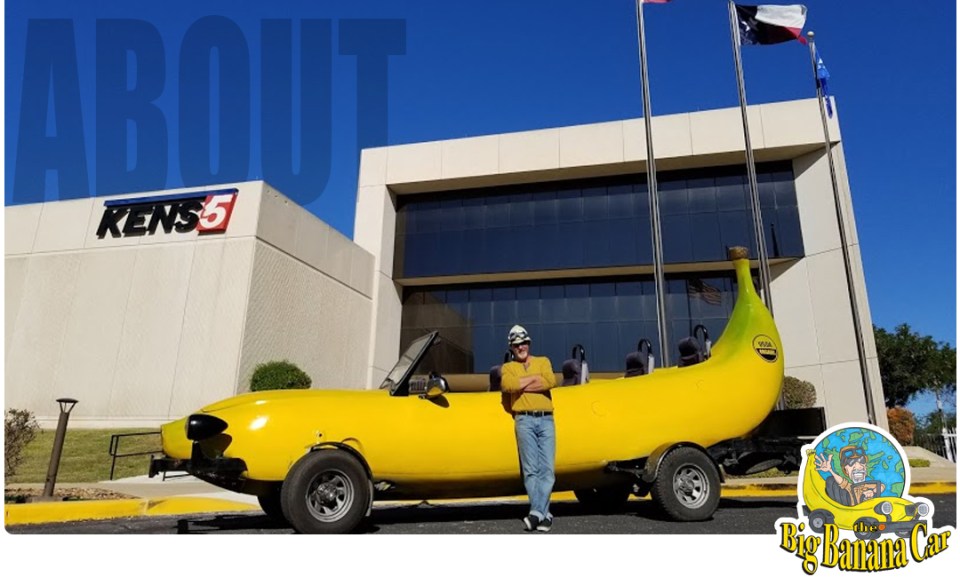 Steve Braithwaite started constructing the Big Banana Car in 2009