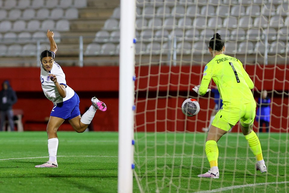 Jess Carter got in the scoring with a flicked finish following an assist from Lotte Wubben-Moy