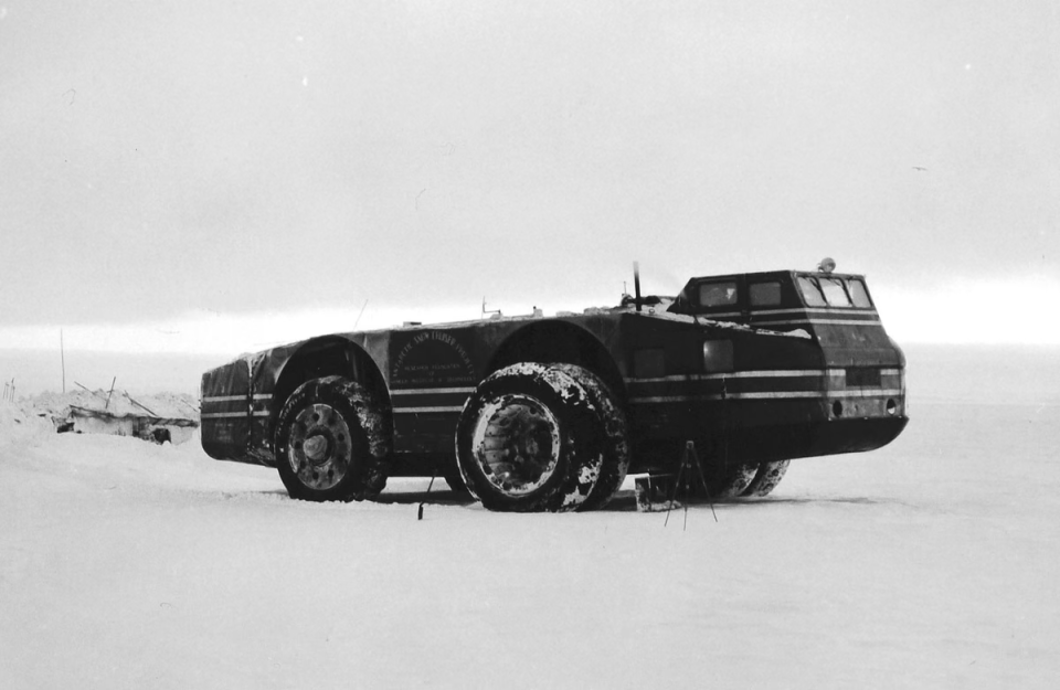 The 37,000 tonne machine was a self contained 'lab on wheels'