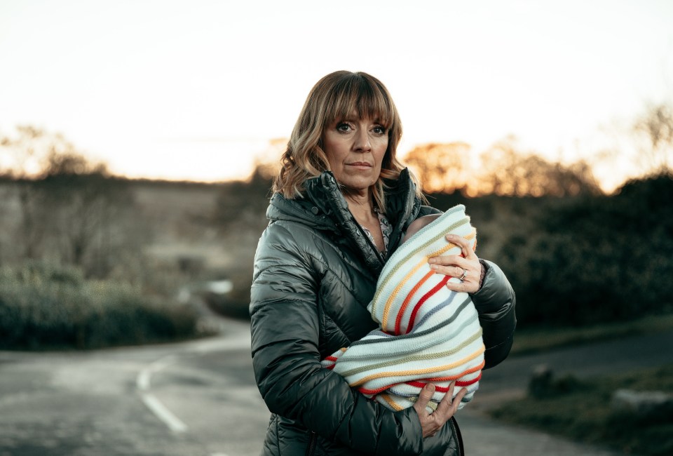 Will Rhona go through with it to avoid prison for Ivy’s kidnap?