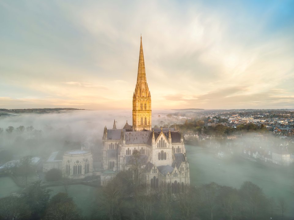 Fog also covered Salisbury Cathedral this morning