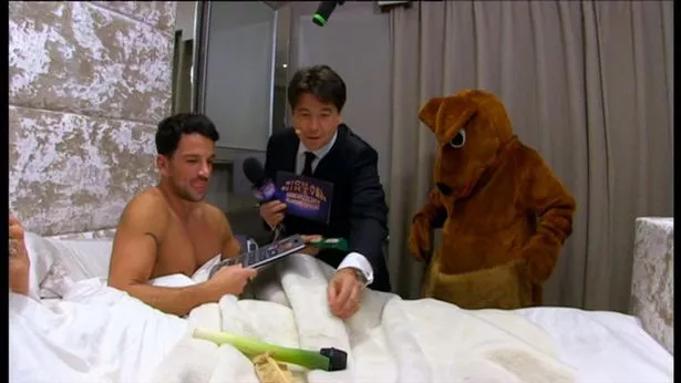 MICHAEL MCINTYRE - BBC Big Show, midhnight Game show featuring Peter Andre