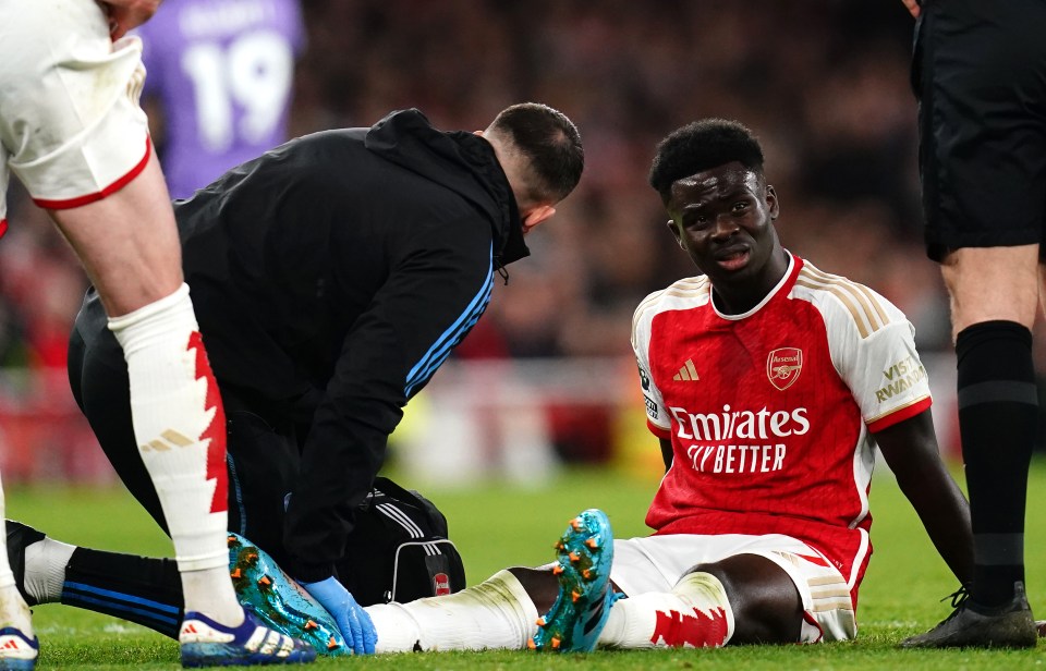 Bukayo Saka limped off in an injury scare