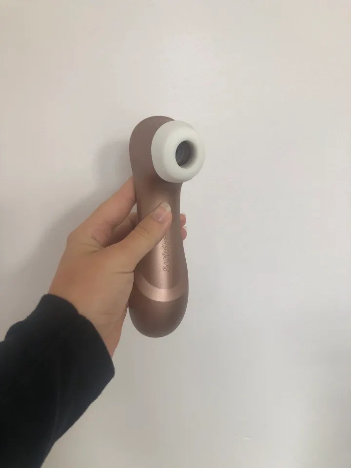 The Satisfyer provides gentle and fast speeds