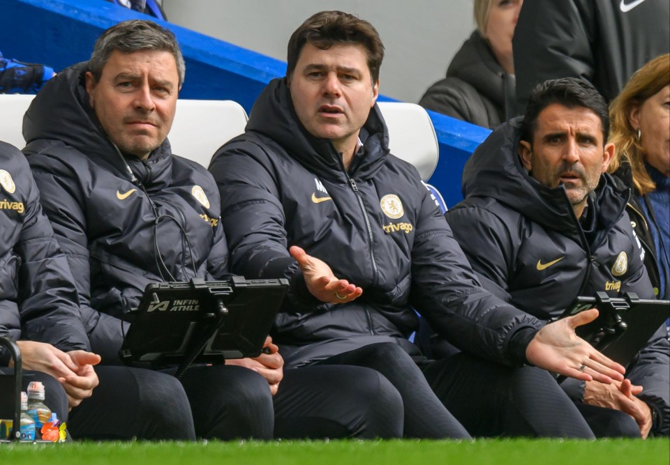 Chelsea manager Mauricio Pochettino is also coming under increased pressure