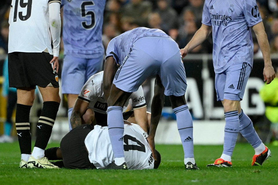 The Valencia star went down after an accidental collision by Vinicius Jr