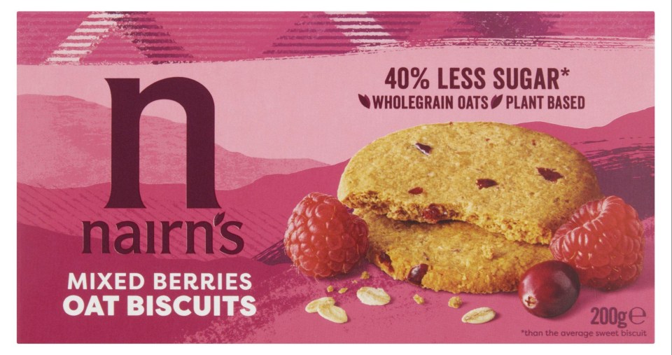 Nairns Oat Biscuits Mixed Berries contains only 43 calories per biscuit