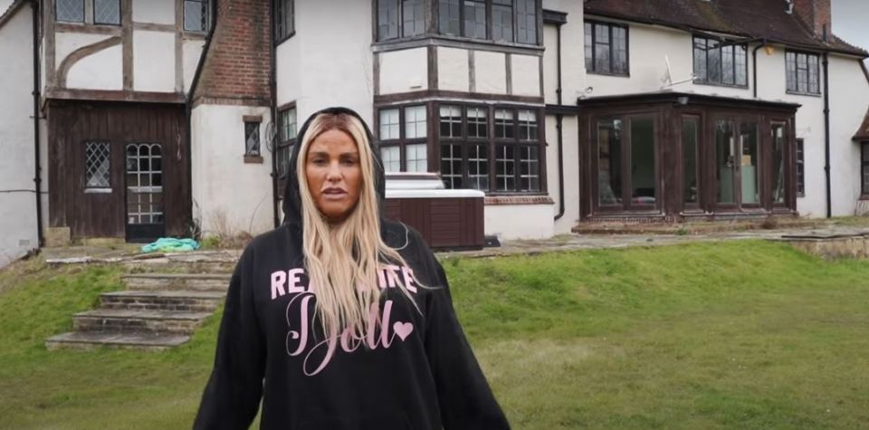 Property experts fear her Mucky Mansion will struggle to sell