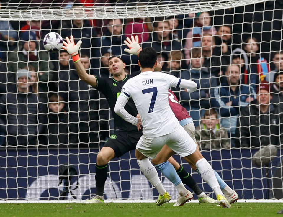 Son Heung-min fired in as the clocked ticked into injury time