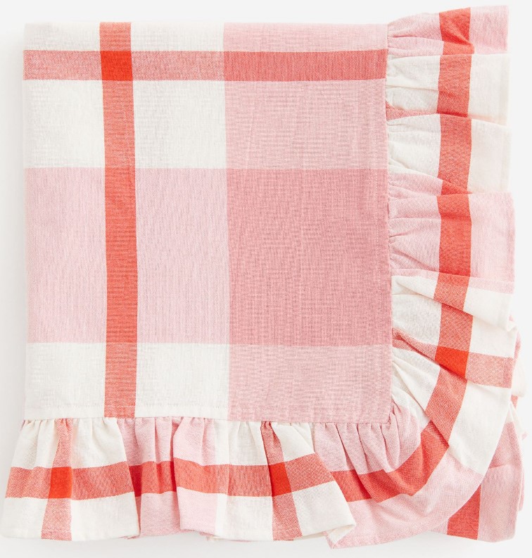 Check out this gorgeous table cloth, £29.99 from H&M