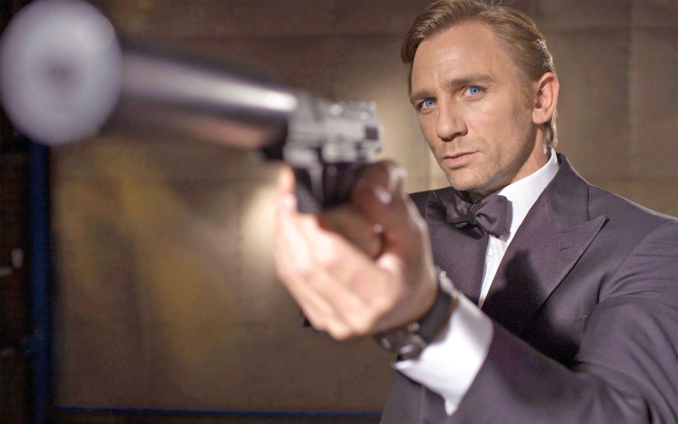 2GNT7W6 CASINO ROYALE 2006 Sony Pictures Releasing film with Daniel Craig as James Bond