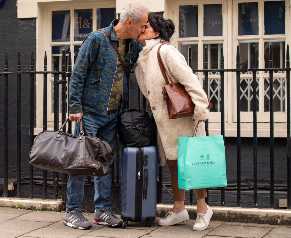 Fern's ex-hubby Phil and best pal Lorraine share a kiss in 2022, two short years after Fern's divorce from the former rugby player.