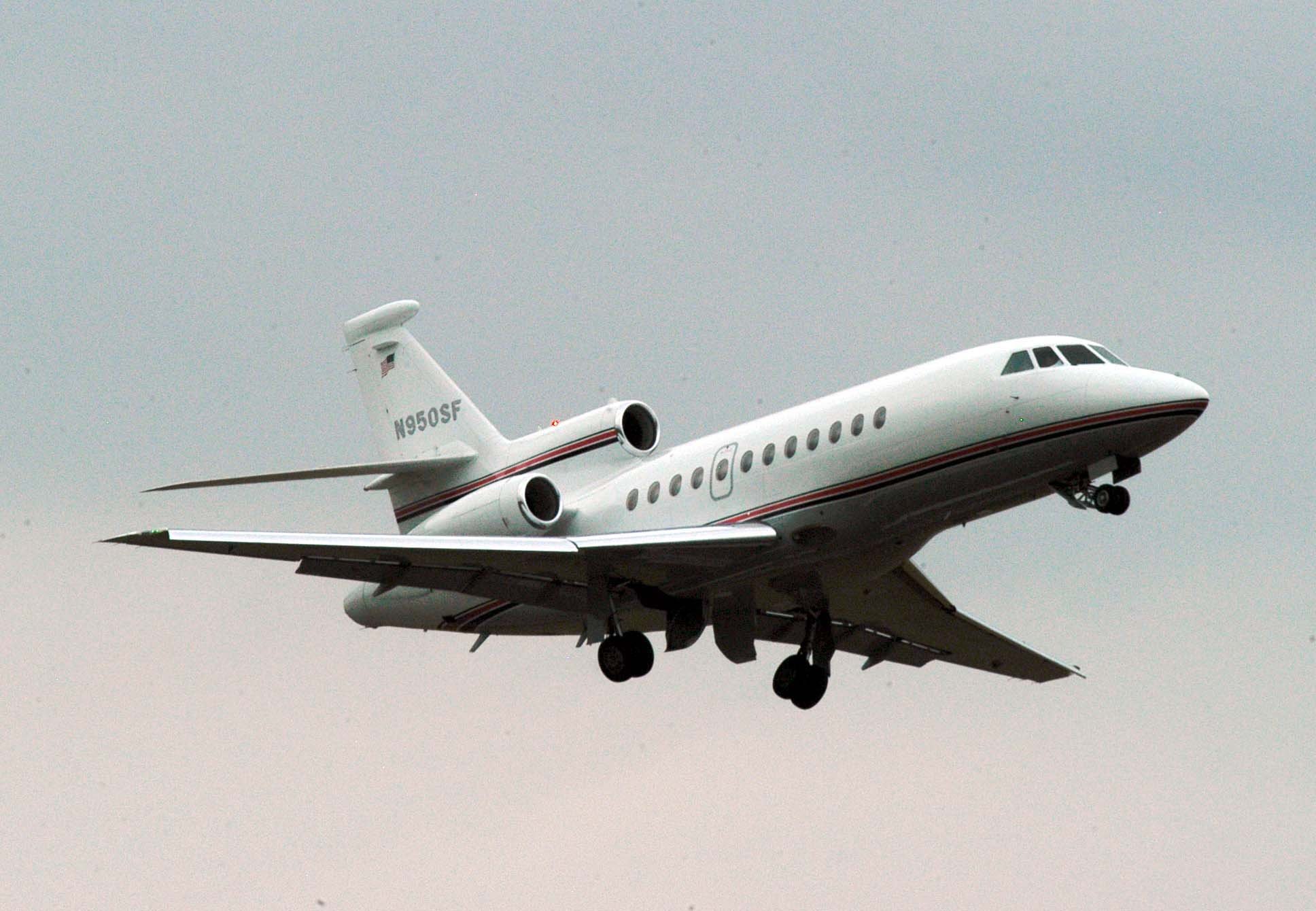 Shapps was flying on a Dassault Falcon 900 jet when the signals were jammed near Poland